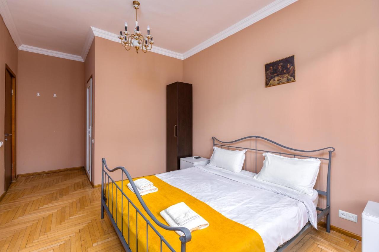 Sunny Hotel Tbilisi Bagian luar foto