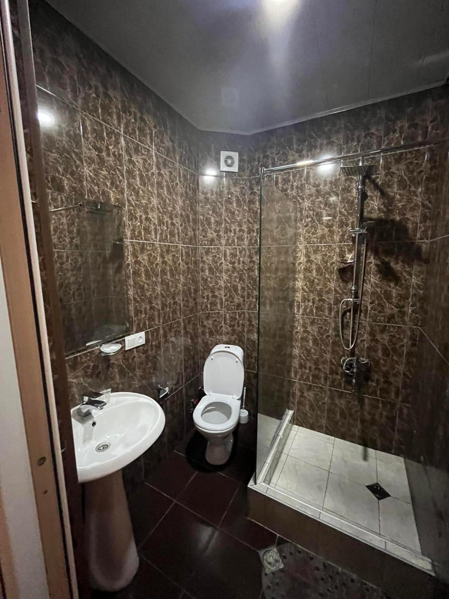 Sunny Hotel Tbilisi Bagian luar foto