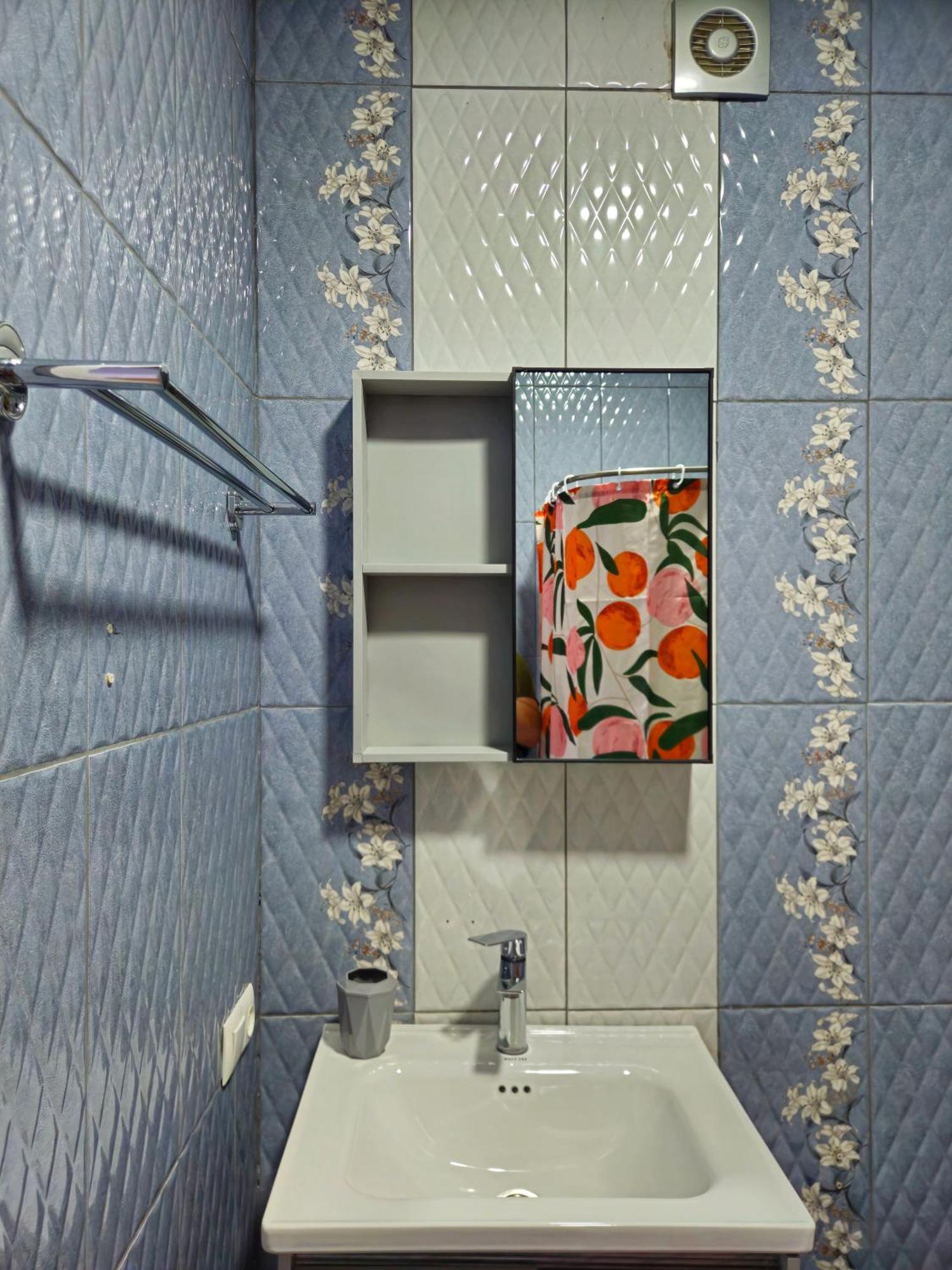Sunny Hotel Tbilisi Bagian luar foto