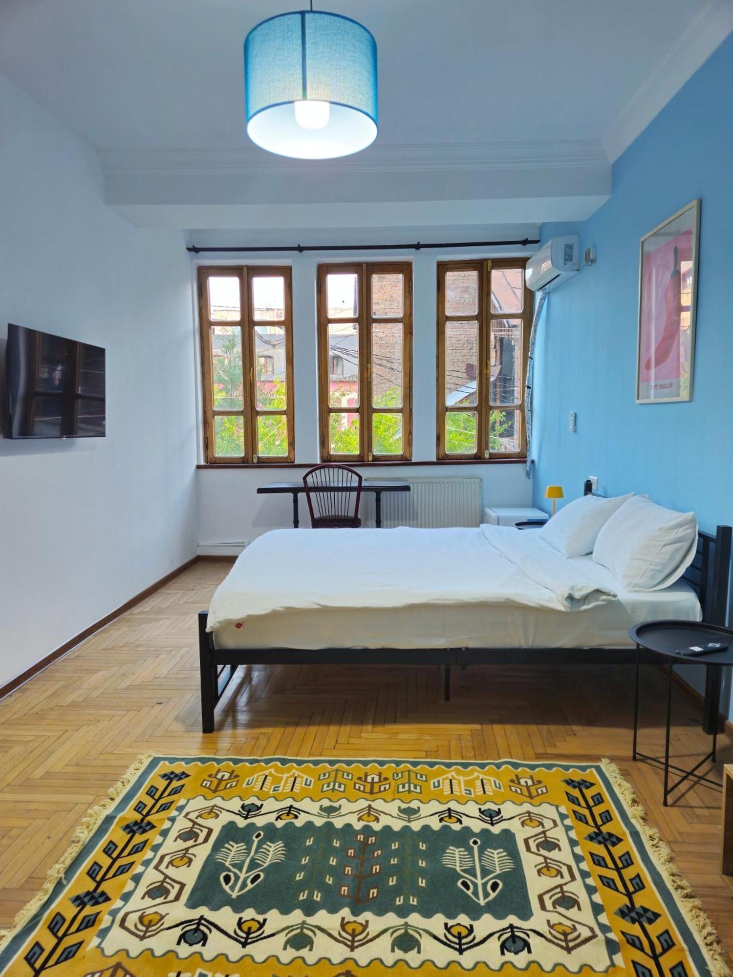 Sunny Hotel Tbilisi Bagian luar foto